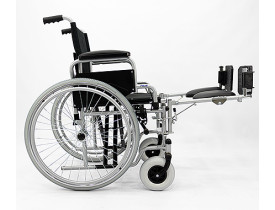 Cadeira de Rodas Frankfurt com Apoio de Pernas Eleváveis 110Kg Praxis